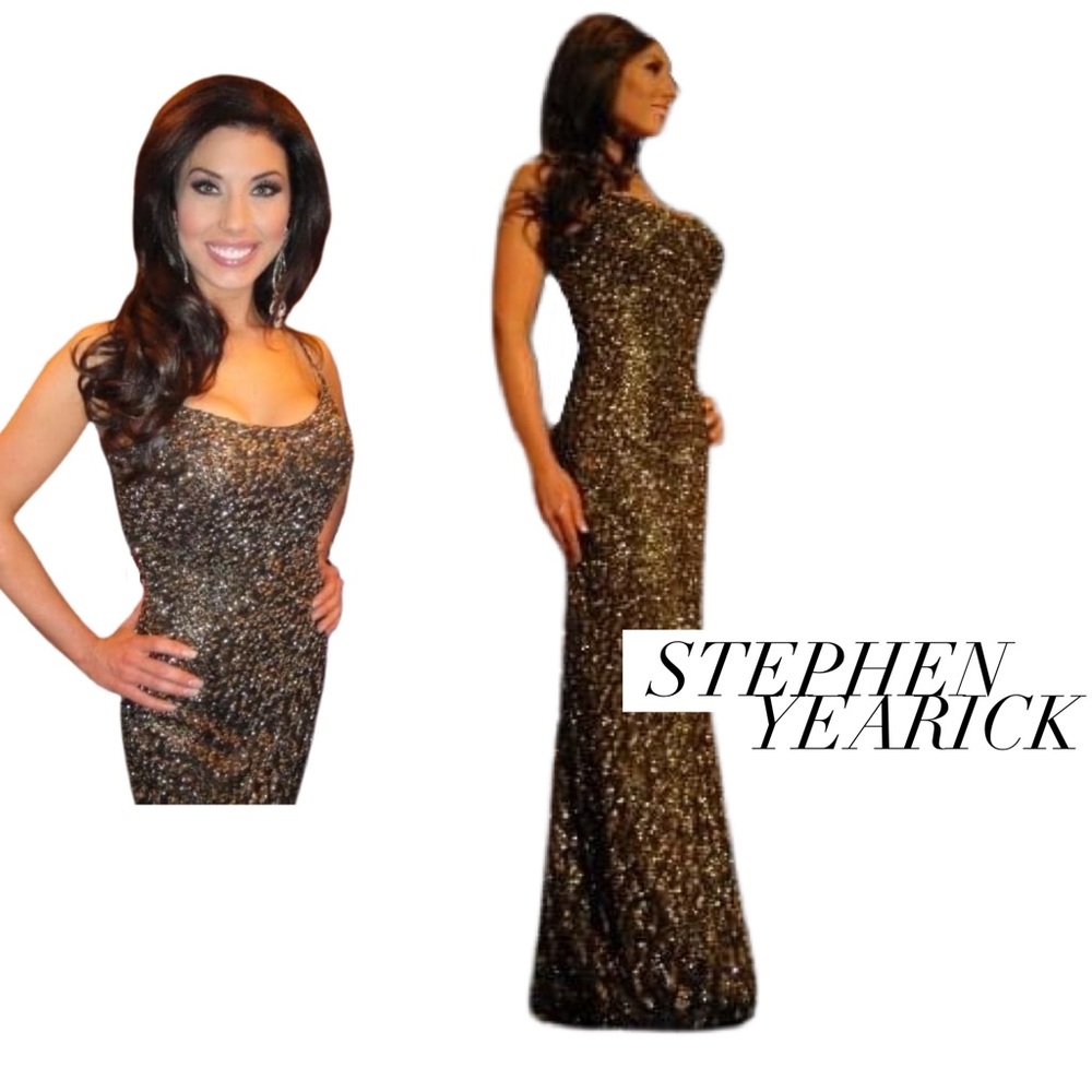 👑Stephen Yearick Gown